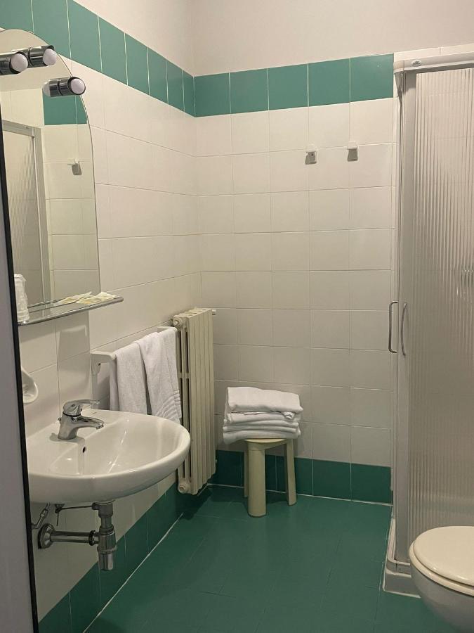 Hotel Arda Fiorenzuola Fiorenzuola dʼArda Eksteriør bilde
