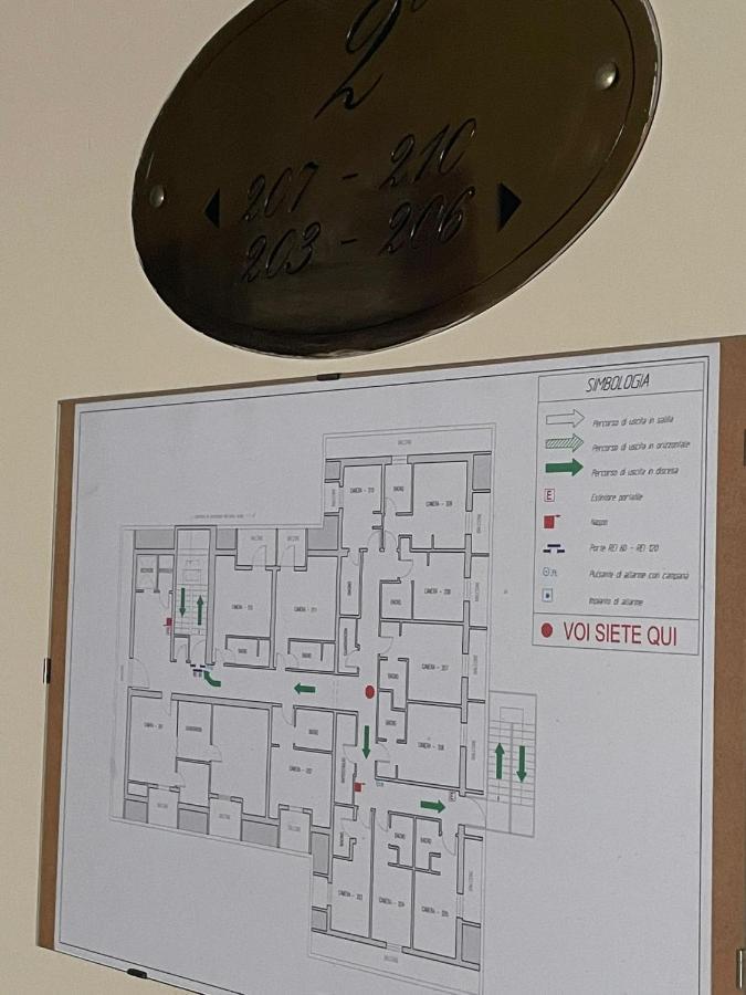 Hotel Arda Fiorenzuola Fiorenzuola dʼArda Eksteriør bilde