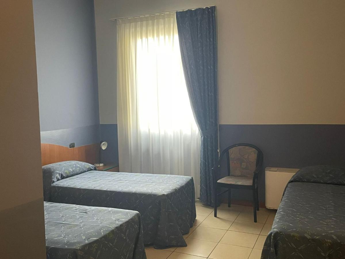 Hotel Arda Fiorenzuola Fiorenzuola dʼArda Eksteriør bilde