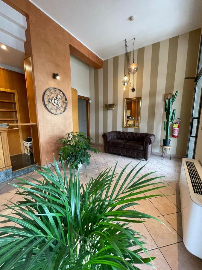 Hotel Arda Fiorenzuola Fiorenzuola dʼArda Eksteriør bilde