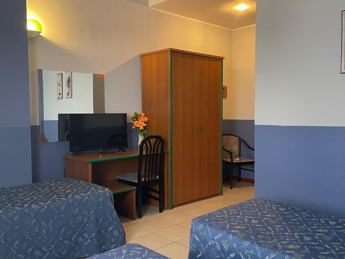 Hotel Arda Fiorenzuola Fiorenzuola dʼArda Eksteriør bilde